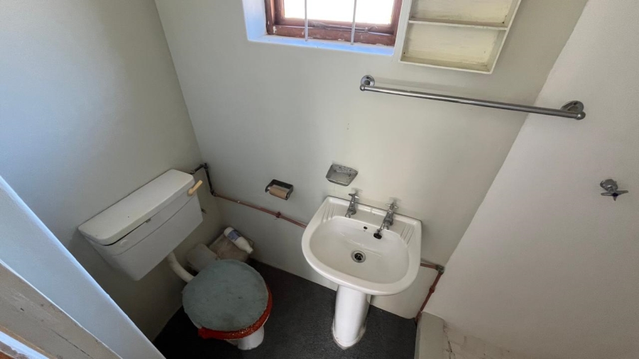 3 Bedroom Property for Sale in Wavecrest Eastern Cape